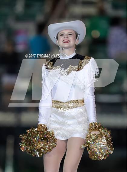 Thumbnail 2 in Pleasant Grove vs. Tatum (UIL 4A-2 Region II Bi-District Playoff) photogallery.