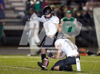 Thumbnail 3 in Pleasant Grove vs. Tatum (UIL 4A-2 Region II Bi-District Playoff) photogallery.