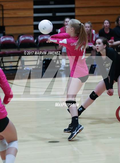 Thumbnail 2 in Oaks Christian vs. Newbury Park photogallery.