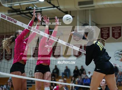 Thumbnail 3 in Oaks Christian vs. Newbury Park photogallery.
