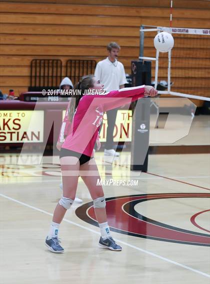 Thumbnail 3 in Oaks Christian vs. Newbury Park photogallery.