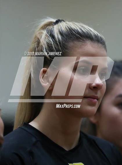 Thumbnail 3 in Oaks Christian vs. Newbury Park photogallery.