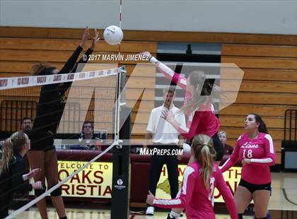 Thumbnail 1 in Oaks Christian vs. Newbury Park photogallery.