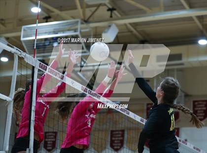 Thumbnail 2 in Oaks Christian vs. Newbury Park photogallery.