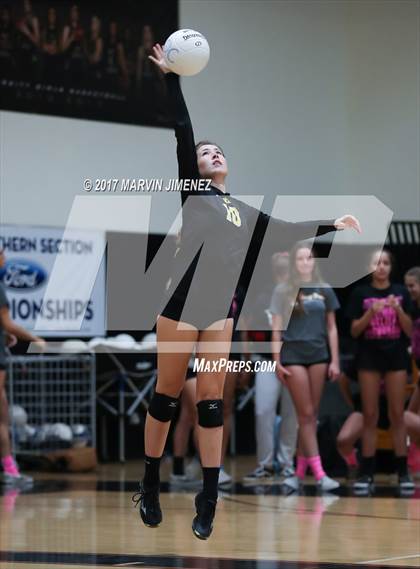 Thumbnail 2 in Oaks Christian vs. Newbury Park photogallery.