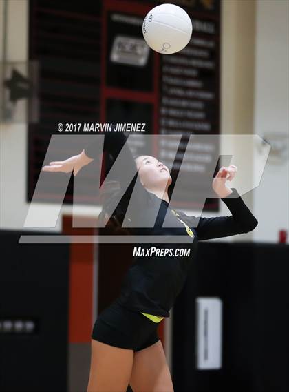 Thumbnail 3 in Oaks Christian vs. Newbury Park photogallery.