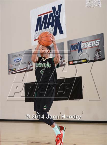 Thumbnail 3 in Lakeside vs. Brawley (MaxPreps Holiday Classic) photogallery.