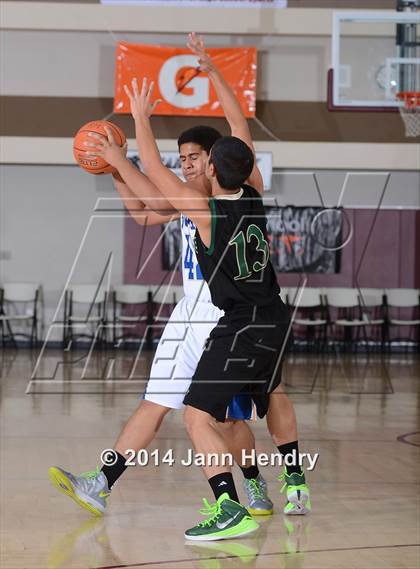 Thumbnail 1 in Lakeside vs. Brawley (MaxPreps Holiday Classic) photogallery.