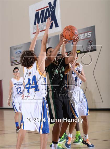 Thumbnail 1 in Lakeside vs. Brawley (MaxPreps Holiday Classic) photogallery.