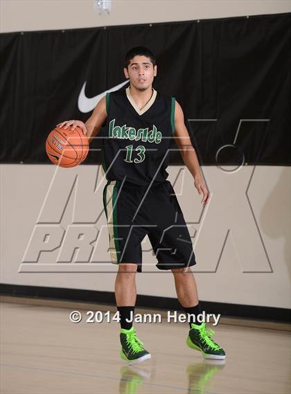 Thumbnail 2 in Lakeside vs. Brawley (MaxPreps Holiday Classic) photogallery.