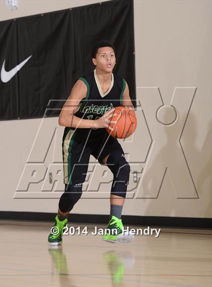 Thumbnail 3 in Lakeside vs. Brawley (MaxPreps Holiday Classic) photogallery.