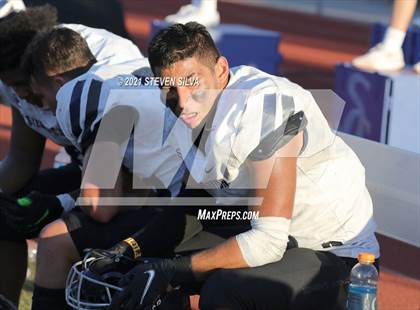 Thumbnail 1 in Centennial vs. Sierra Canyon (Honor Bowl) photogallery.