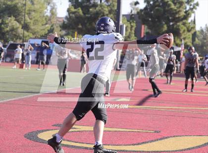 Thumbnail 2 in Centennial vs. Sierra Canyon (Honor Bowl) photogallery.