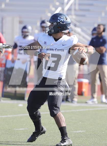 Thumbnail 2 in Centennial vs. Sierra Canyon (Honor Bowl) photogallery.