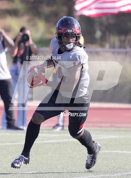 Thumbnail 1 in Centennial vs. Sierra Canyon (Honor Bowl) photogallery.