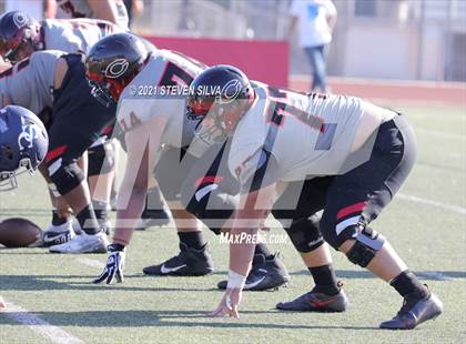 Thumbnail 1 in Centennial vs. Sierra Canyon (Honor Bowl) photogallery.