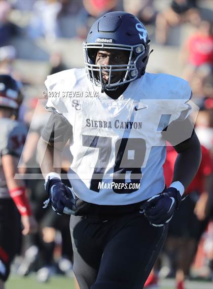 Thumbnail 2 in Centennial vs. Sierra Canyon (Honor Bowl) photogallery.