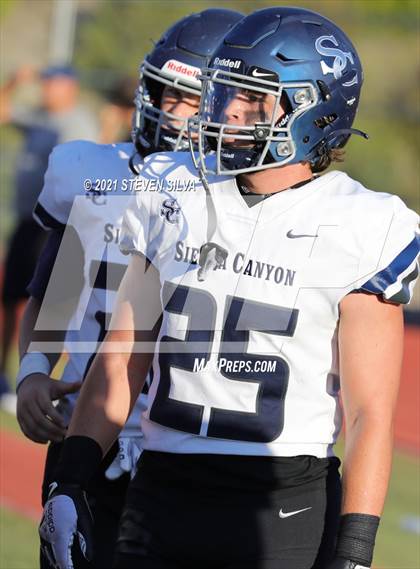 Thumbnail 3 in Centennial vs. Sierra Canyon (Honor Bowl) photogallery.