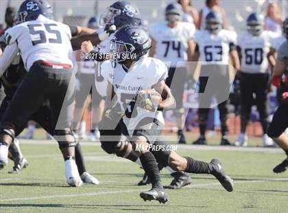 Thumbnail 3 in Centennial vs. Sierra Canyon (Honor Bowl) photogallery.