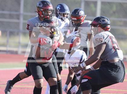 Thumbnail 2 in Centennial vs. Sierra Canyon (Honor Bowl) photogallery.