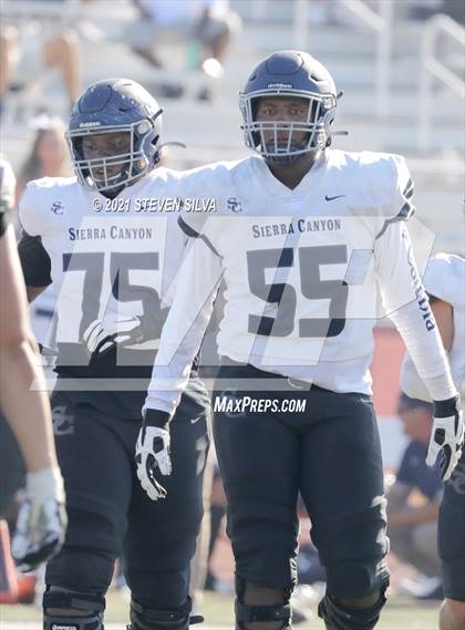 Thumbnail 1 in Centennial vs. Sierra Canyon (Honor Bowl) photogallery.