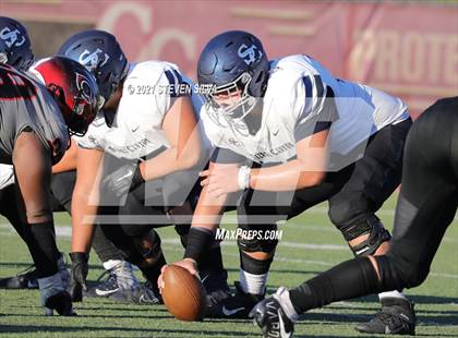 Thumbnail 1 in Centennial vs. Sierra Canyon (Honor Bowl) photogallery.