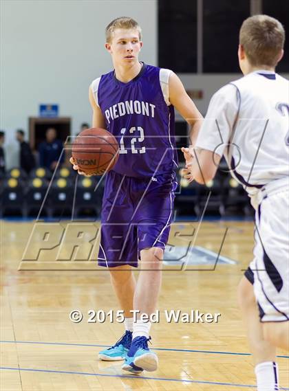 Thumbnail 2 in El Camino vs. Piedmont photogallery.