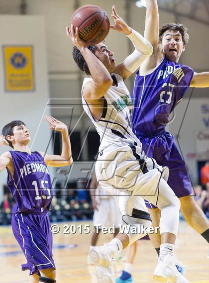 Thumbnail 3 in El Camino vs. Piedmont photogallery.