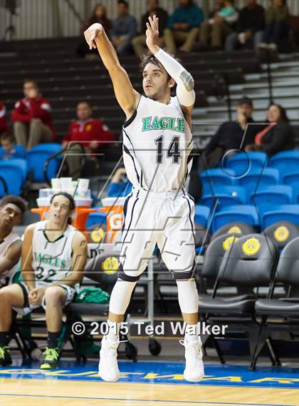 Thumbnail 3 in El Camino vs. Piedmont photogallery.