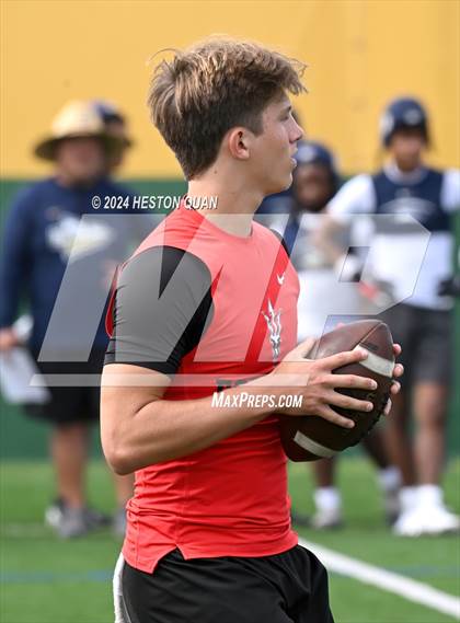 Thumbnail 3 in St. John Bosco vs. Palos Verdes (Battle At The Beach) photogallery.