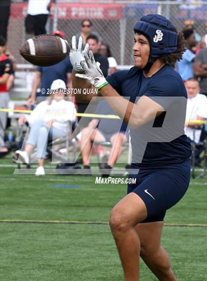 Thumbnail 3 in St. John Bosco vs. Palos Verdes (Battle At The Beach) photogallery.