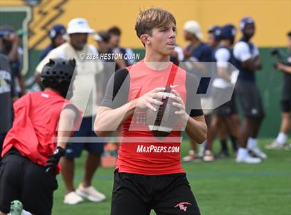Thumbnail 2 in St. John Bosco vs. Palos Verdes (Battle At The Beach) photogallery.