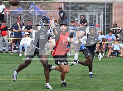 Thumbnail 1 in St. John Bosco vs. Palos Verdes (Battle At The Beach) photogallery.