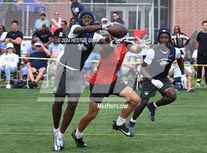 Thumbnail 3 in St. John Bosco vs. Palos Verdes (Battle At The Beach) photogallery.