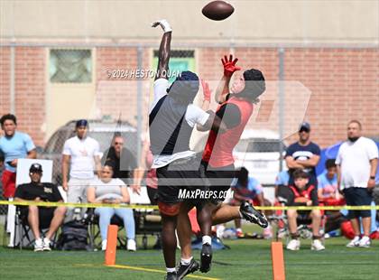 Thumbnail 2 in St. John Bosco vs. Palos Verdes (Battle At The Beach) photogallery.