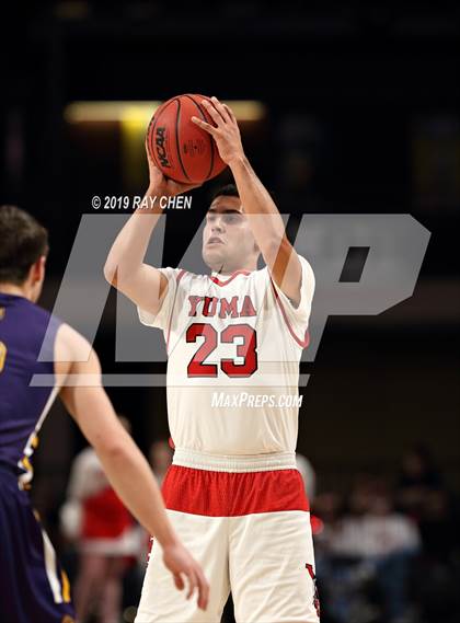 Thumbnail 1 in Fowler vs. Yuma (CHSAA Final 4) photogallery.