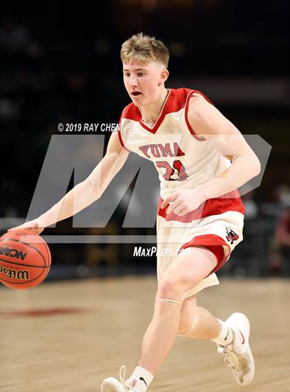 Thumbnail 1 in Fowler vs. Yuma (CHSAA Final 4) photogallery.