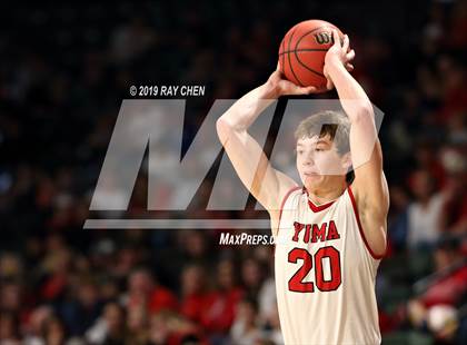 Thumbnail 3 in Fowler vs. Yuma (CHSAA Final 4) photogallery.