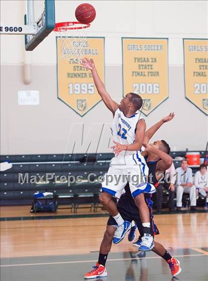 Thumbnail 3 in Osceola vs Canterbury (Park Holiday Tournament) photogallery.