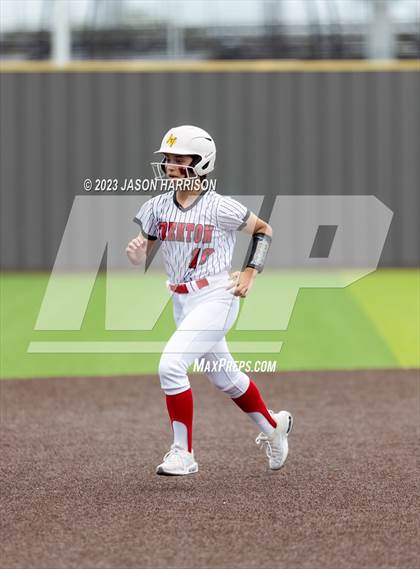 Thumbnail 2 in Trenton @ Muenster (UIL Softball 2A Region 2 Semifinal) photogallery.