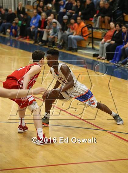 Thumbnail 3 in St. Joseph Notre Dame vs. University (CIF NCS D5 Final) photogallery.
