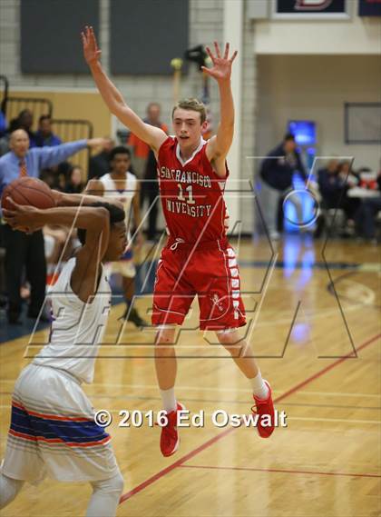 Thumbnail 3 in St. Joseph Notre Dame vs. University (CIF NCS D5 Final) photogallery.