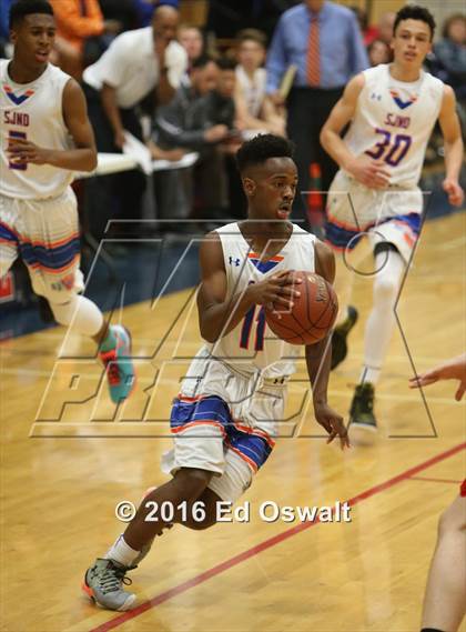 Thumbnail 3 in St. Joseph Notre Dame vs. University (CIF NCS D5 Final) photogallery.