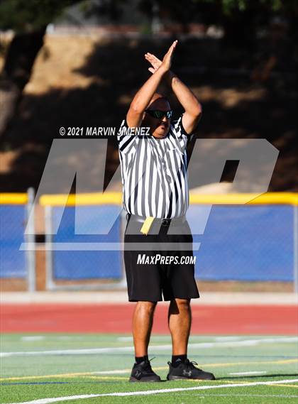 Thumbnail 1 in Aliso Niguel @ Oaks Christian photogallery.