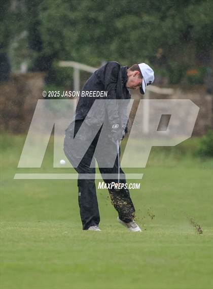 Thumbnail 3 in UIL 5A Boys Golf Finals photogallery.