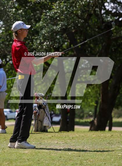 Thumbnail 2 in UIL 5A Boys Golf Finals photogallery.