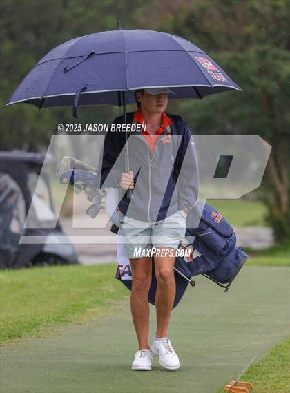 Thumbnail 3 in UIL 5A Boys Golf Finals photogallery.