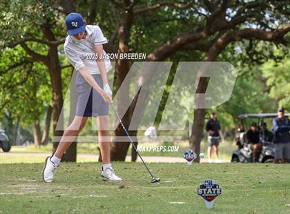 Thumbnail 3 in UIL 5A Boys Golf Finals photogallery.