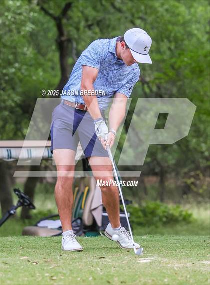 Thumbnail 3 in UIL 5A Boys Golf Finals photogallery.