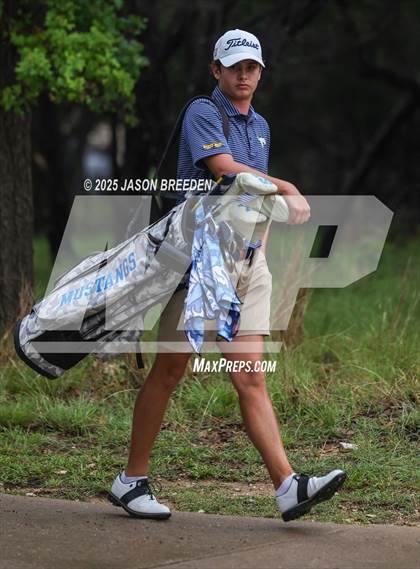 Thumbnail 3 in UIL 5A Boys Golf Finals photogallery.